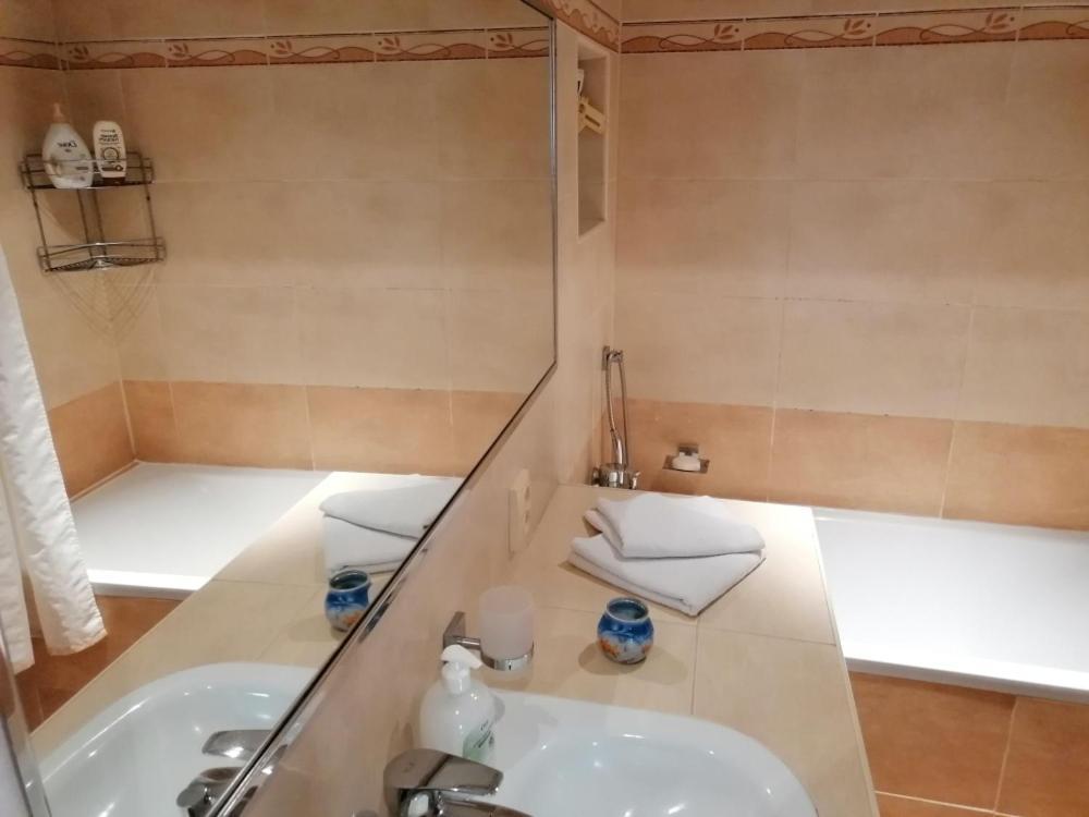 Soukromy Byt 2+kk Vysocany,10 Min Od Centra Prahy. Appartamento Praga